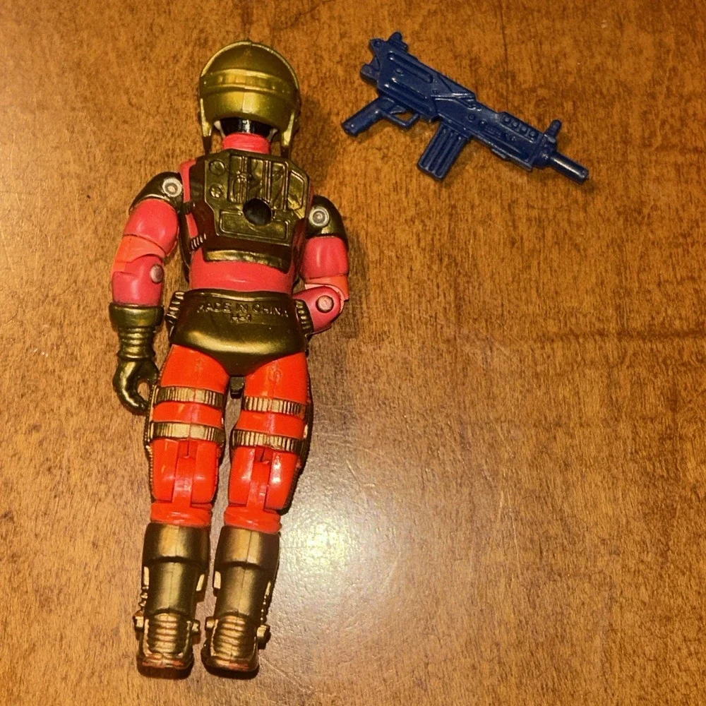 Vintage G.I. Joe Barricade (V2) 1993 Action Figure Hasbro ARAH With Helmet & Gun